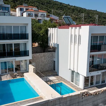 Private Pool Garden Villa- All Wac فيلة *